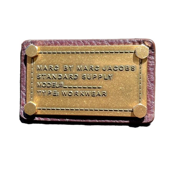 Marc Jacobs Plum - Picture 3 of 3